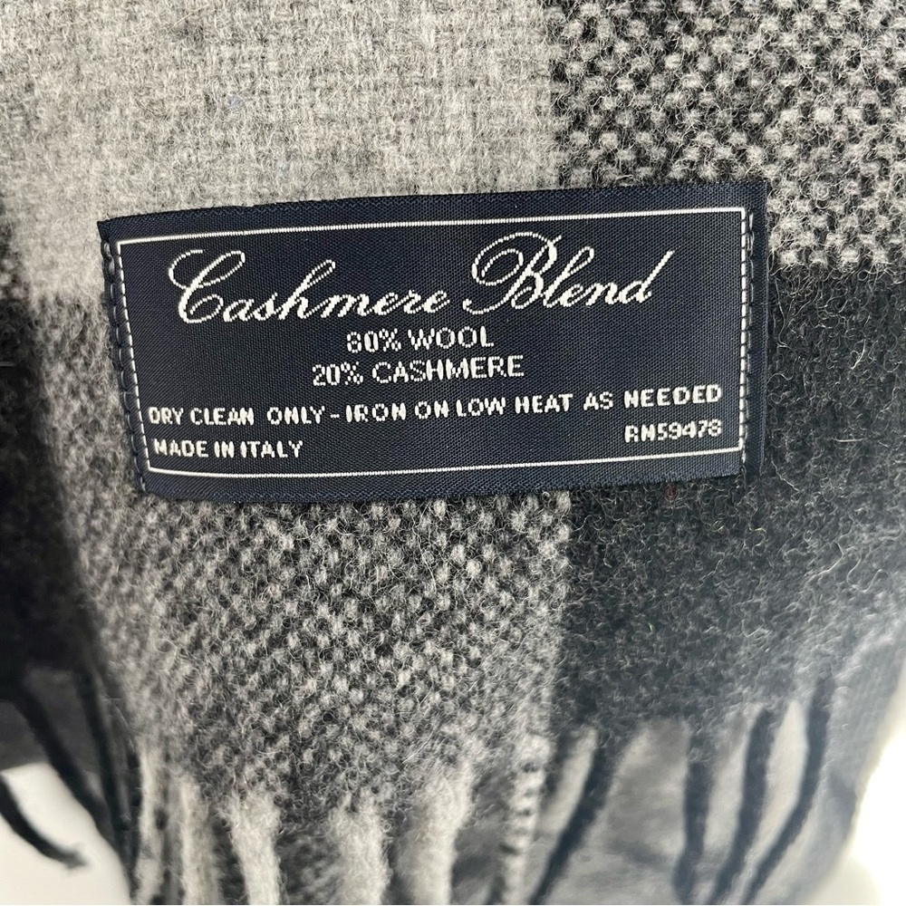Cashmere Blend Wool Blend Buffalo Check Fringe Scarf 11.5" x 64.25" Outdoor - Picture 4 of 6